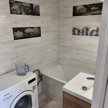 Modern With Free Parking Mokotow * Warschau